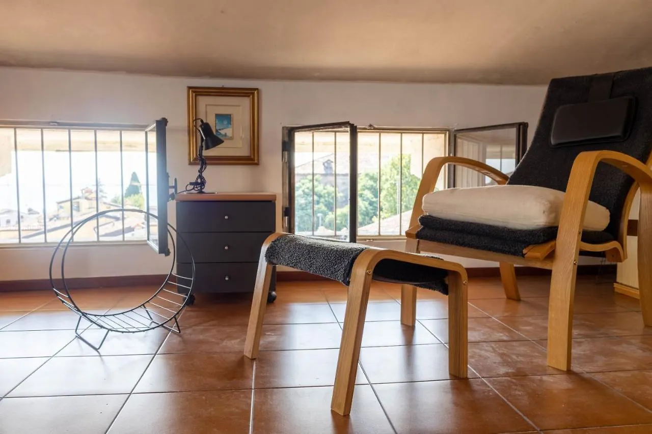 Apartament La Chicca Sui Tetti Desenzano del Garda