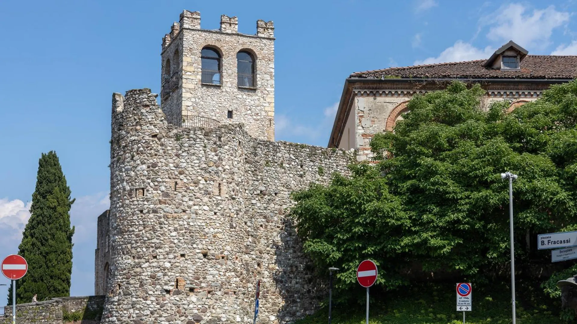 Apartament La Chicca Sui Tetti Desenzano del Garda